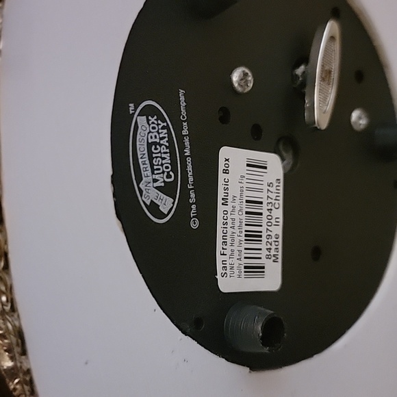 San Francisco music box Santa! - Picture 9 of 9